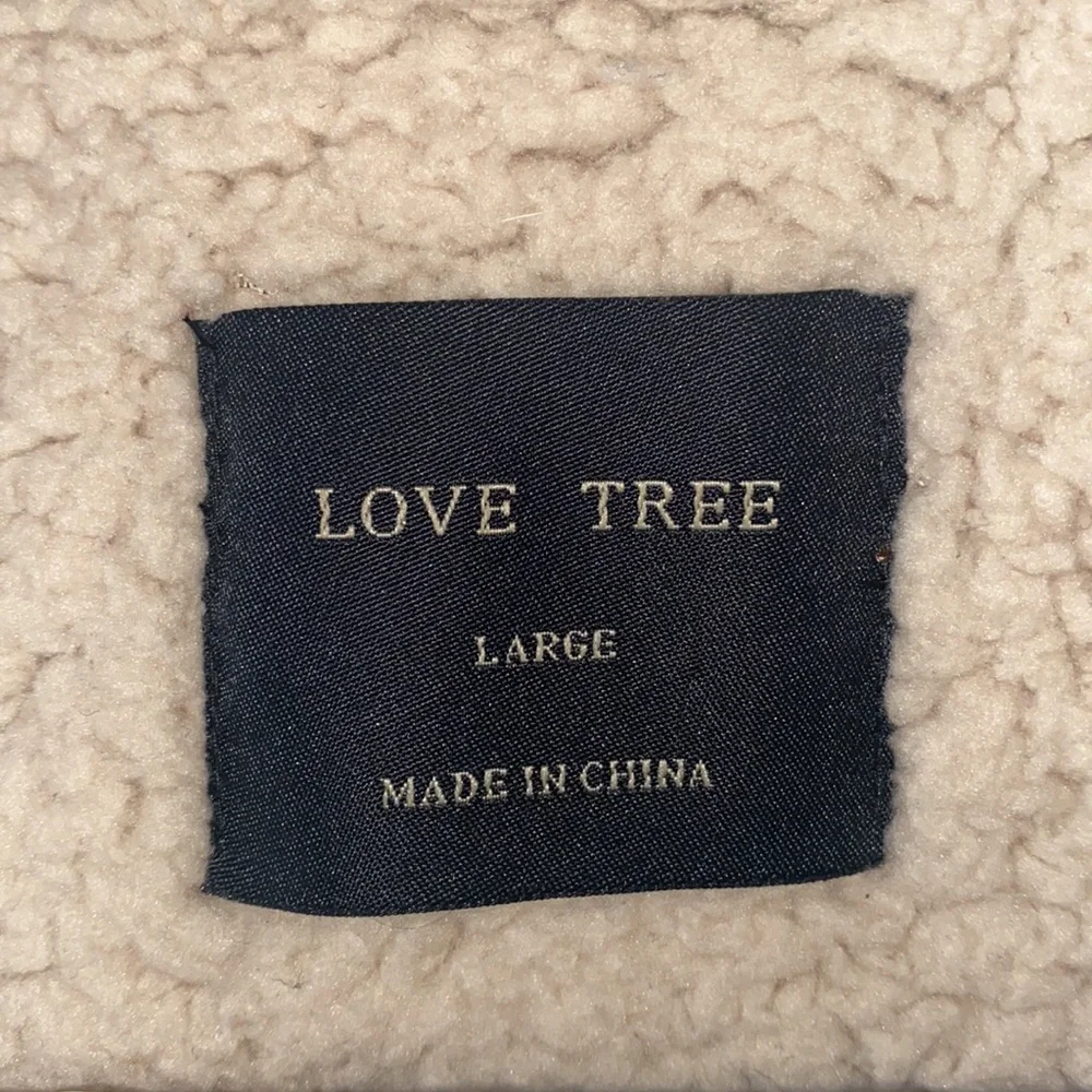 Love Tree vest - Picture 5 of 6